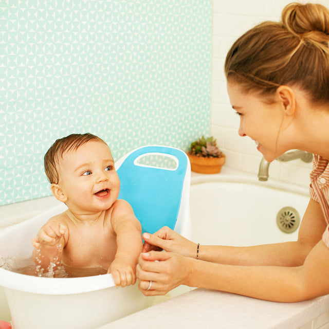 Sit & Soak™ Dual-Stage Tub