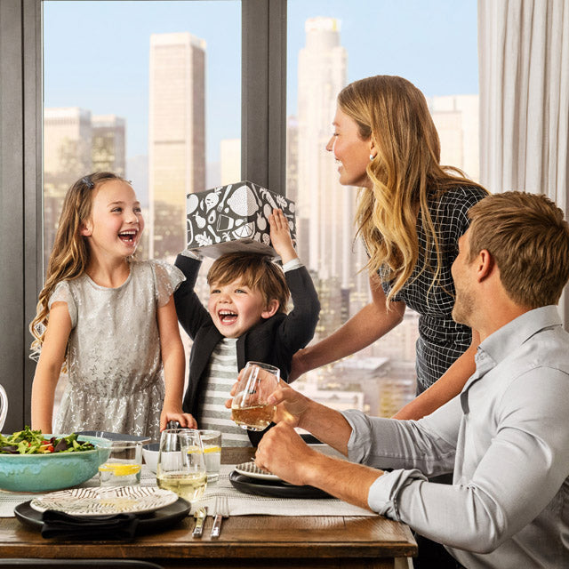 Grown-Ups Table Splash™ Dining Set