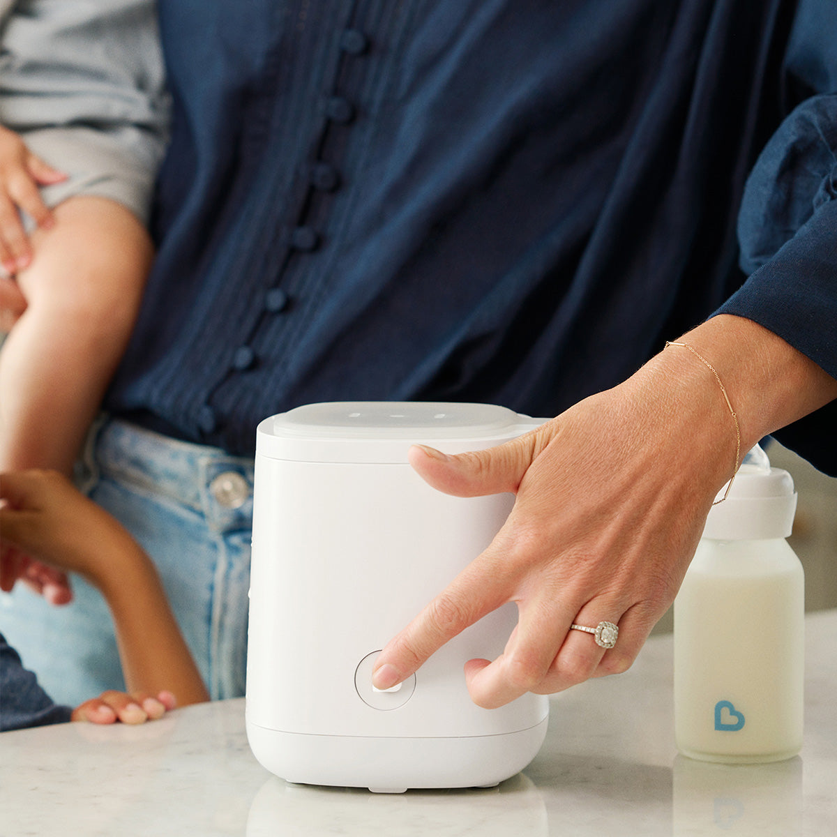 Fast™ Bottle Warmer & Sterilizer